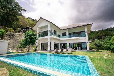 6R0078 ให้เช่า pool villa 4 ห้องนอน 4 ห้องน้ำ ราคา 260,000/เดือน โซนกะตะ