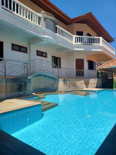 6R0084 Apartment with common pool 2 bedrooms 1 bathroom 33,000 per month location at kata