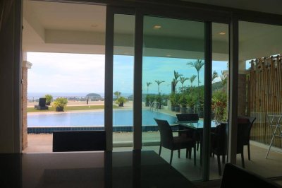 6R0087 Penthouses 2 ห้องนอน 2 ห้องน้ำ ให้เช่าเดือนละ 55,000บาท โซนกะตะ