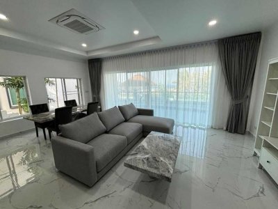 6R0091 Seaview Townhouse for rent 3bedrooms 4bathrooms 95,000/month at kata