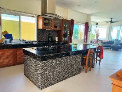 6R0096 ให้เช่า pool villa 4ห้องนอน 4ห้องน้ำ ราคา 200,000/เดือน โซนกะตะ