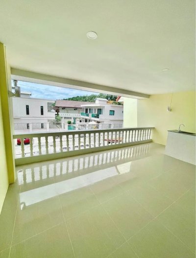 6R0109 This house for rent 3 bedroom 3 bathroom 30,000/month at kata