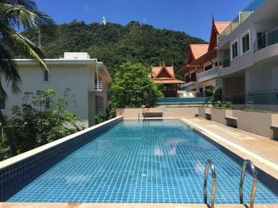 6R0114 House with common pool for rent 3 bedroom 2 bathroom 75,000/month at kata