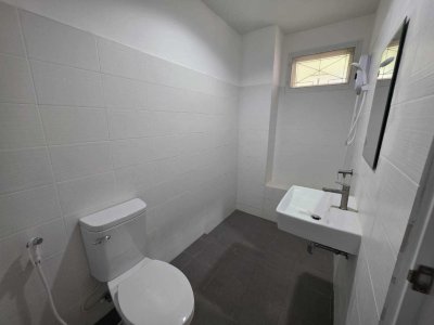 6R0127 ให้เช่าบ้านเดี่ยวสองชั้น 3 ห้องนอน 2 ห้องน้ำ ให้เช่าเดือนละ 50,000 บาท โซนกะตะ