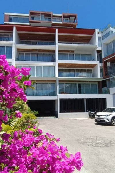 6R0133 คอนโดมิเนียม 2 ห้องนอน 1 ห้องน้ำ ให้เช่าเดือนละ 88,000 บาท โซนกะตะ