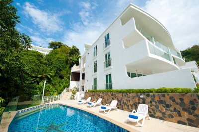 6R0138 คอนโดมิเนียม 2 ห้องนอน 1 ห้องน้ำ ให้เช่าเดือนละ 50,000 บาท โซนกะตะ