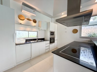 7R0110 This pool villa 3 bedroom 4 bathroom 80,000/month the house location at Rawai