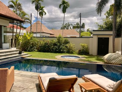 8R0675 Pool villa for rent 4 bedroom 4 bathroom 100,000/month at chalong