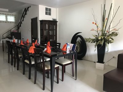 7R0131 ให้เช่าบ้านแฝดสองชั้น 2 ห้องนอน 2 ห้องน้ำ ราคา 30,000/เดือน โซนราไวย์ 7R0131 ให้เช่าบ้านแฝดสองชั้น 2 ห้องนอน 2 ห้องน้ำ ราคา 30,000/เดือน โซนราไวย์