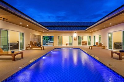 7R0135 This pool villa 6bedroom 7bathroom 120,000/month at Rawai