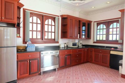 7R0144 ให้เช่า pool villa 2 ห้องนอน 3 ห้องน้ำ ราคา 75,000/เดือน โซนราไวย์