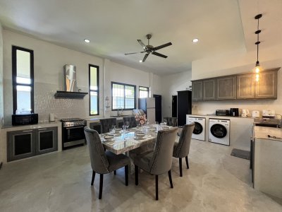 7R0184 ให้เช่า pool villa 4ห้องนอน 4ห้องน้ำ ราคา 120,000/เดือน โซนราไวย์