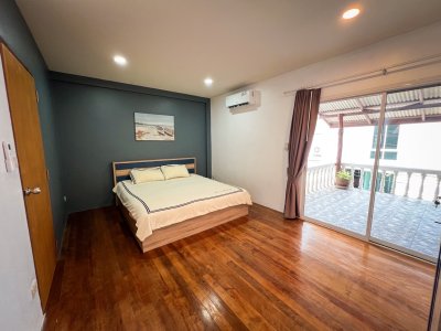 7R0241 ให้เช่าบ้านแฝดสองชั้น 2 ห้องนอน 2 ห้องน้ำ ราคา 35,000/เดือน โซนราไวย์