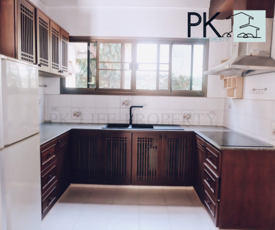 7R0280 Pool villa for rent 4bedrooms 3bathrooms 70,000/month at rawai have fully furnished