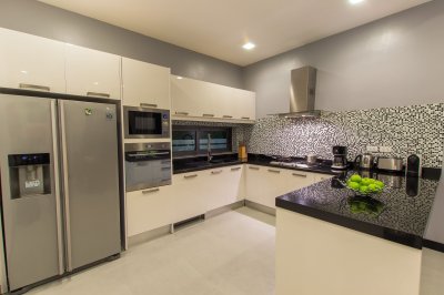 7R0325 ให้เช่า pool villa 4 ห้องนอน 4 ห้องน้ำ 130,000/เดือน เฟอร์นิเจอร์ครบครันโซนราไวย์