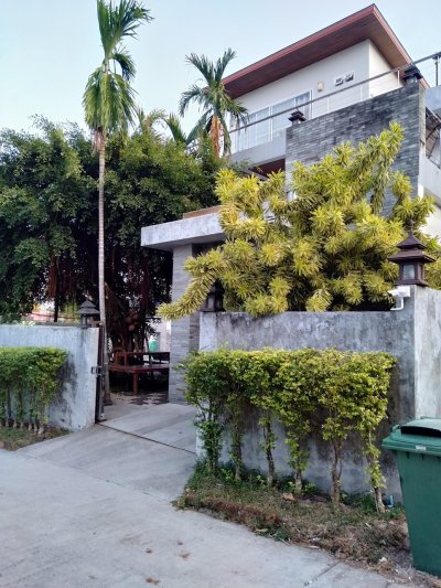 7R0343 This pool villa 8 bedroom 8 bathroom 250,000/month the house location at Rawai