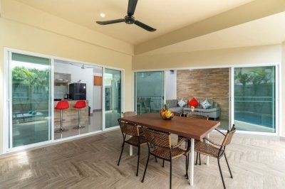 7R0400 This pool villa 3bedroom 4bathroom 85,000/month the house location at Rawai