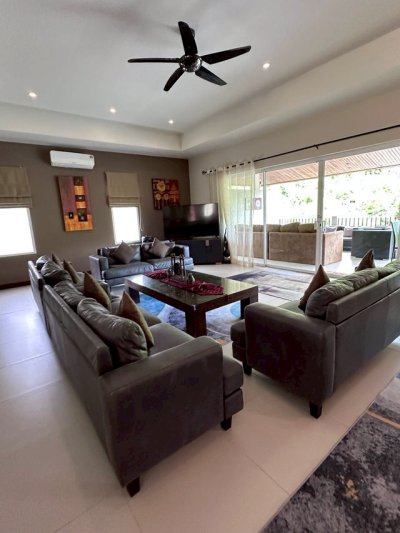 7R0429 Pool villa for rent 7 bedroom 7 bathroom 187,000/month at rawai