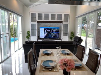 7R0441 ให้เช่า pool villa 3 ห้องนอน 3 ห้องน้ำ ราคา 70,000/เดือน โซนราไวย์