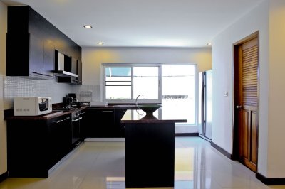 7R0457 ให้เช่าบ้าน 4 ห้องนอน 5 ห้องน้ำ ราคา 75,000/เดือน โซนราไวย์