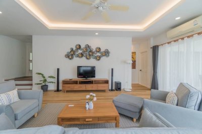 7R0511 ให้เช่า pool villa 3 ห้องนอน 3 ห้องน้ำ ราคา 120,000 ต่อเดือน โซนราไวย์