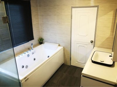 7R0521 ให้เช่า pool villa 3ห้องนอน 4ห้องน้ำ ราคา 80,000 ต่อเดือน โซนราไวย์