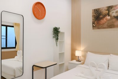 7R0572 คอนโดมิเนียม 2 ห้องนอน 2 ห้องน้ำ ให้เช่าเดือนละ 47,520 บาท โซนราไวย์