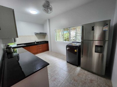 7R0588 ให้เช่าบ้านพร้อมสระว่ายน้ำส่วนกลาง 2ห้องนอน 2ห้องน้ำ ราคา 39,000/เดือน โซนราไวย์