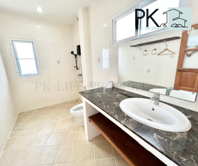 7R0602 This house for rent 3bedrooms 3bathrooms 70,000/month at rawai