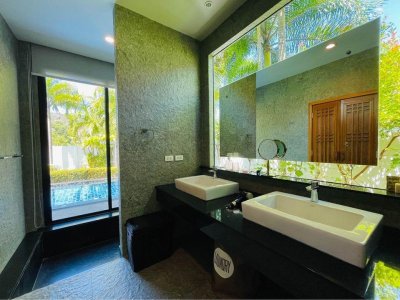 7R0612 This pool villa 3bedroom 4bathroom 190,000/month at rawai