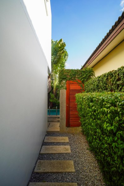 7R0624 ให้เช่า pool villa 2 ห้องนอน 2 ห้องน้ำ ราคา 80,000 ต่อเดือน โซนราไวย์