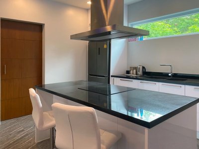 7R0667 House with common pool 2 bedrooms 2 bathrooms 60,000 per month at rawai have fully furnished