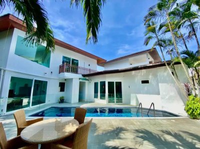7R0688 Pool villa for rent 4bedrooms 5bathrooms 130,000/month at rawai