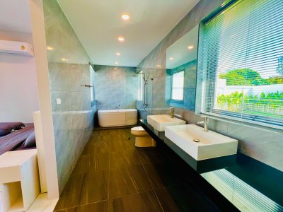 7R0708 ให้เช่า pool villa 3ห้องนอน 3ห้องน้ำ ราคา 125,000 ต่อเดือน โซนราไวย์