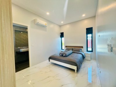 7R0708 ให้เช่า pool villa 3ห้องนอน 3ห้องน้ำ ราคา 125,000 ต่อเดือน โซนราไวย์