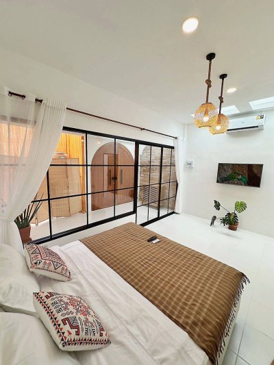 7R0714 House with jacuzzi ให้เช่า 2ห้องนอน 1ห้องน้ำ ราคา 75,000 ต่อเดือน โซนราไวย์