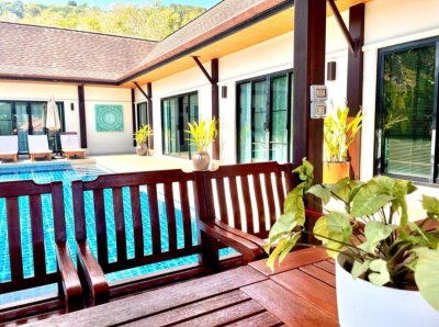 7R0722 ให้เช่า pool villa 5ห้องนอน 5ห้องน้ำ ราคา 180,000 ต่อเดือน โซนราไวย์