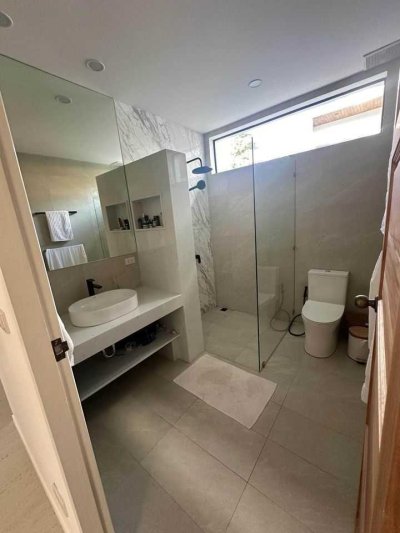 7R0742 ให้เช่า pool villa 4ห้องนอน 3ห้องน้ำ ราคา 130,000 ต่อเดือน โซนราไวย์