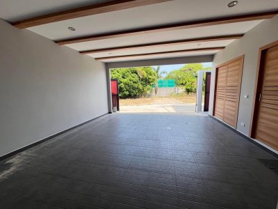 7R0746 ให้เช่า pool villa 3ห้องนอน 3ห้องน้ำ ราคา 130,000 ต่อเดือน โซนราไวย์