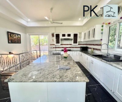 7R0747 Pool villa for rent 3bedrooms 3bathrooms 100,000/month at rawai have fully furnished