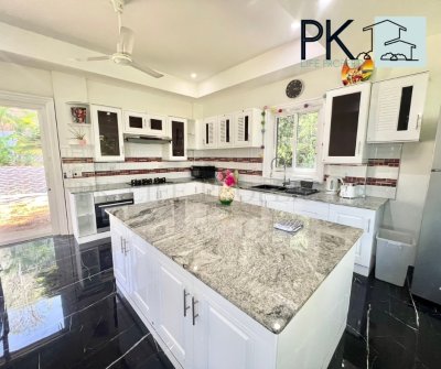 7R0747 Pool villa for rent 3bedrooms 3bathrooms 100,000/month at rawai have fully furnished