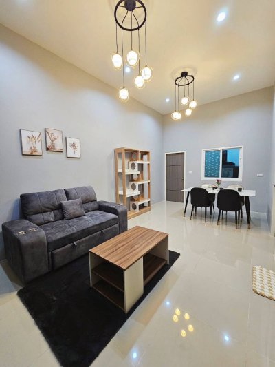 7R0750 ให้เช่าบ้านแฝดชั้นเดียว 2ห้องนอน 2ห้องน้ำ ราคา 35,000/เดือน โซนราไวย์