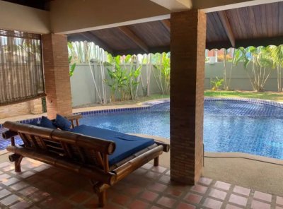 7R0752 ให้เช่า pool villa 4ห้องนอน 5ห้องน้ำ ราคา 100,000 ต่อเดือน โซนราไวย์