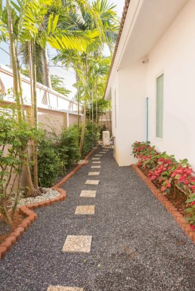 7R0756 ให้เช่า pool villa 2 ห้องนอน 3 ห้องน้ำ ราคา 85,000/เดือน โซนราไวย์