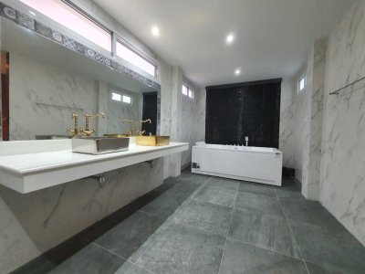 7R0803 ให้เช่า pool villa 4ห้องนอน 5ห้องน้ำ ราคา 110,000 ต่อเดือน โซนราไวย์