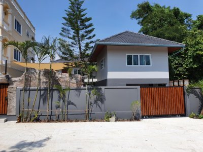 7R0803 ให้เช่า pool villa 4ห้องนอน 5ห้องน้ำ ราคา 110,000 ต่อเดือน โซนราไวย์