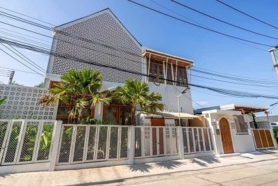 7R0819 ให้เช่า pool villa 3ห้องนอน 4ห้องน้ำ ราคา 130,000 ต่อเดือน โซนราไวย์