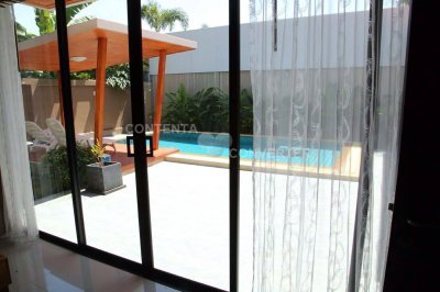 7R0843 ให้เช่า pool villa 2 ห้องนอน 2 ห้องน้ำ ราคา 65,000/เดือน โซนราไวย์