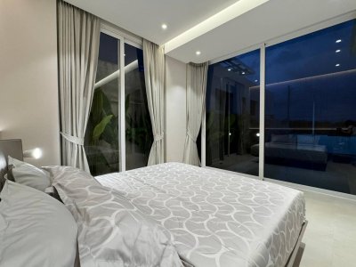 7R0847 ให้เช่า pool villa 3 ห้องนอน 3 ห้องน้ำ ราคา 120,000 ต่อเดือน โซนราไวย์