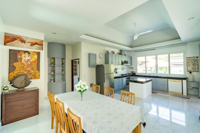 7R0881 ให้เช่า pool villa 3 ห้องนอน 3 ห้องน้ำ ราคา 85,000 ต่อเดือน โซนราไวย์